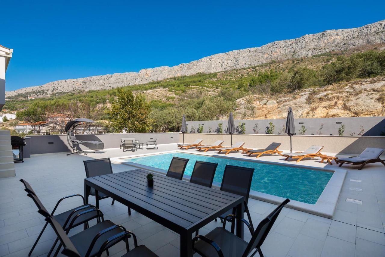 Luxury Apartment Lorena - Private Heated Pool - جيسينتسي المظهر الخارجي الصورة